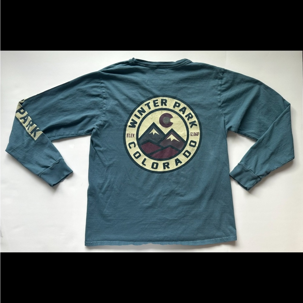 Winter Park Colorado Long Sleeve Graphic Tee Muted Green/Blue Size S - Picture 2 of 12